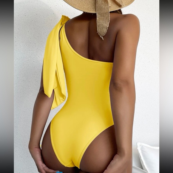 Yellow one shoulder one piece monokini swimsuit - Picture 2 of 5